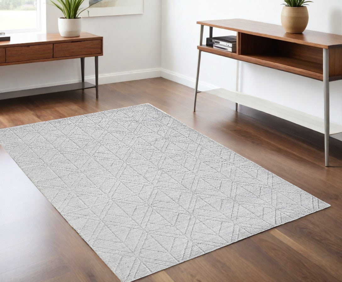 4 x 6 White & Silver Geometric Hand Woven Rug