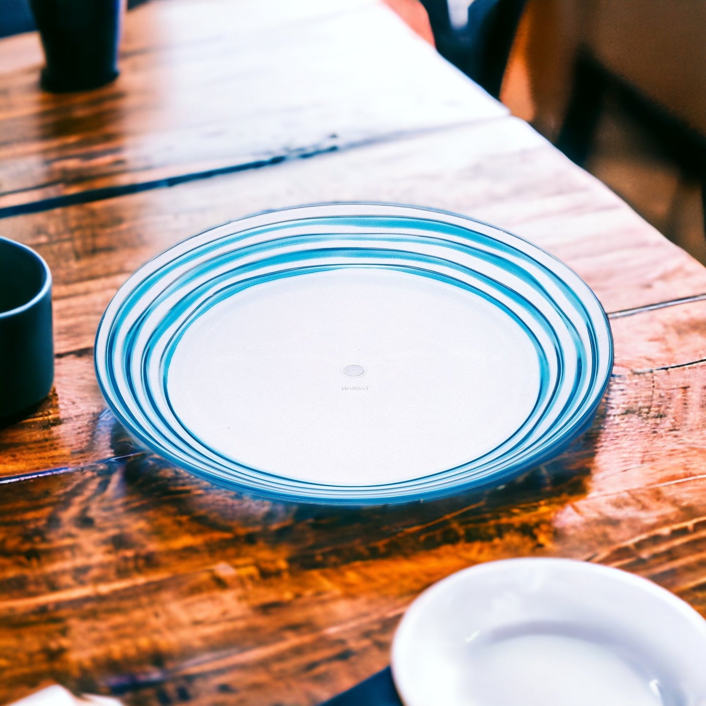 Blue 4-Piece Round Swirl Acrylic Set of 4 Salad Plate Set