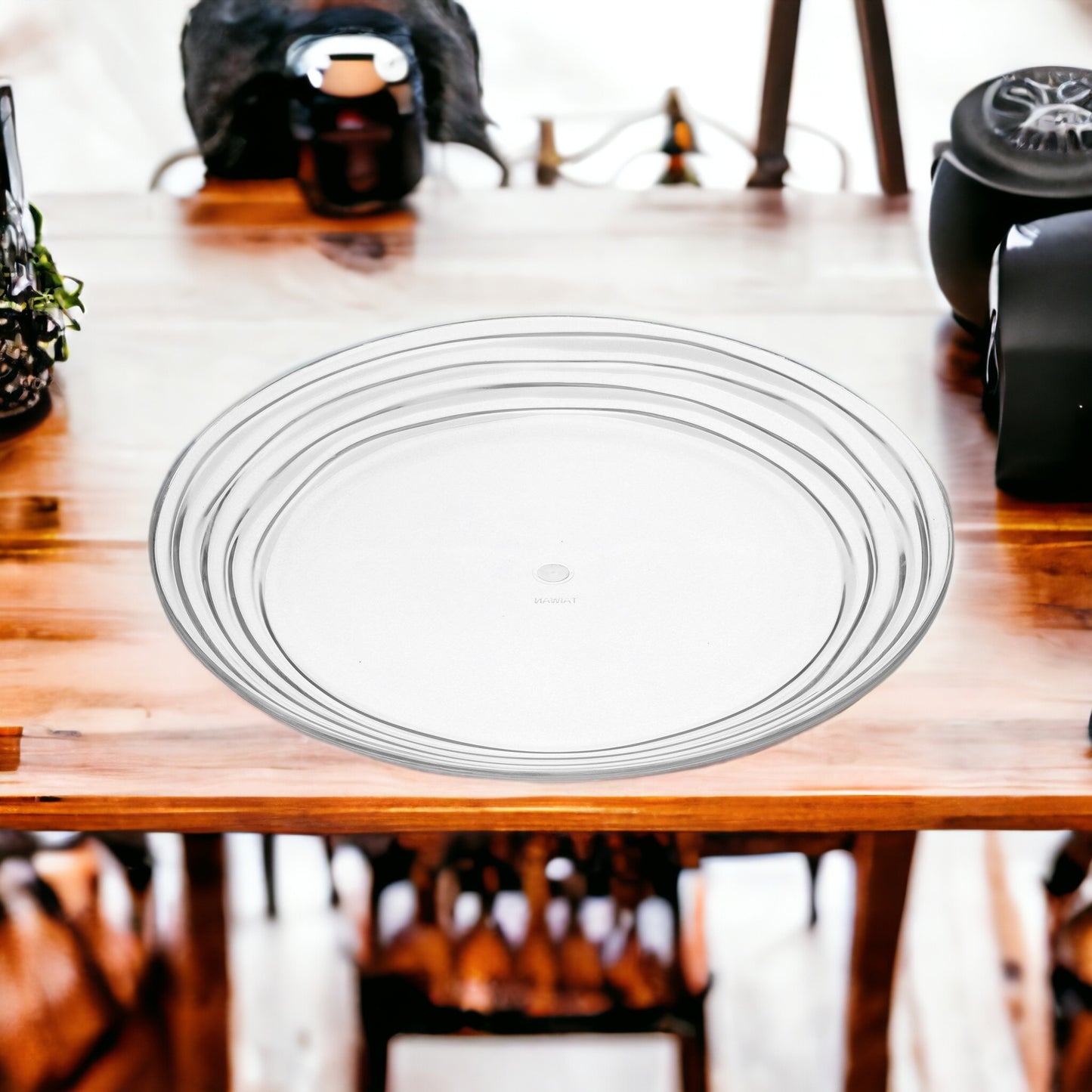 Clear 4-Piece Round Swirl Acrylic Set of 4 Salad Plate Set
