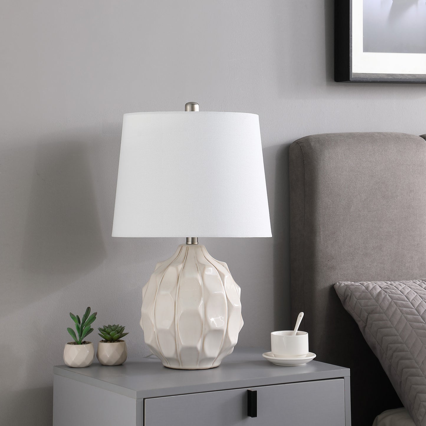 Cream Faceted Table Lamp w/ Off Shade