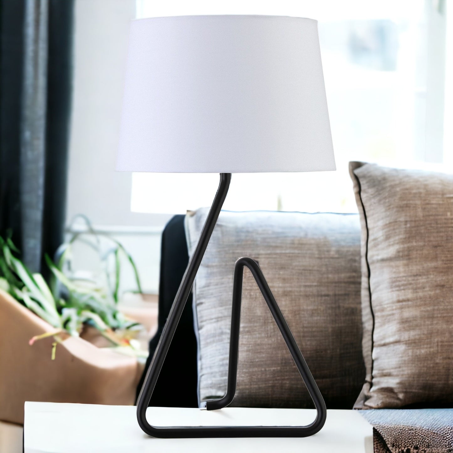 Black Table Lamp w/ Shade