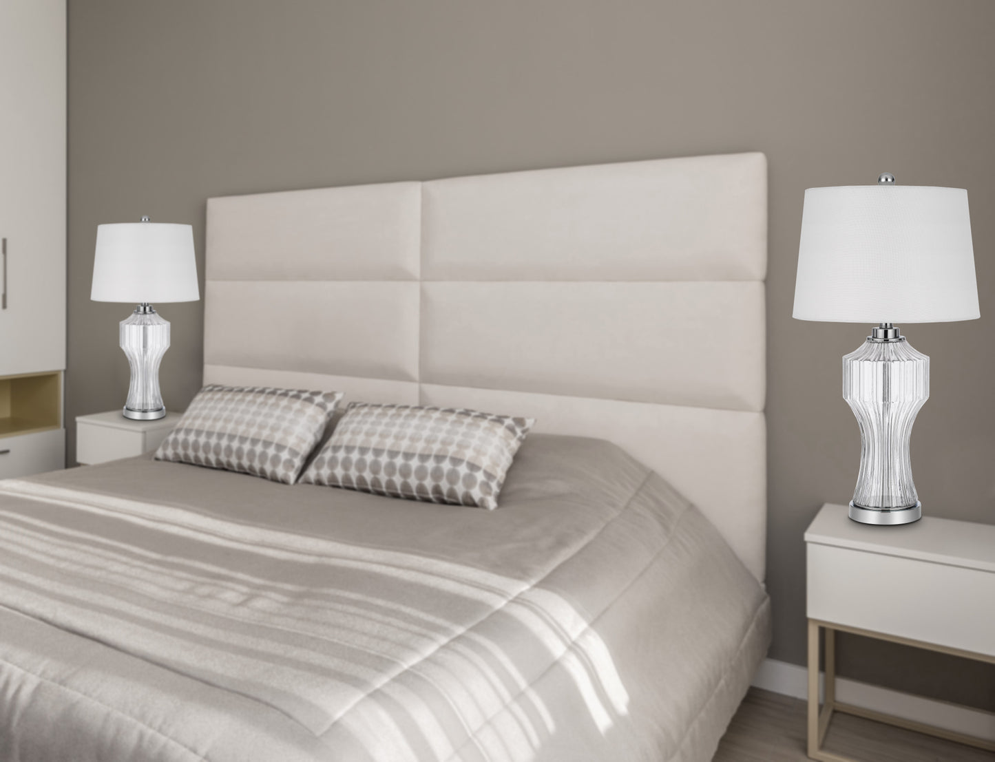 Clear Glass Table Lamp w/ Shade
