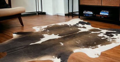 5 x 7 Light Brown & White Cowhide Hand Knotted Rug