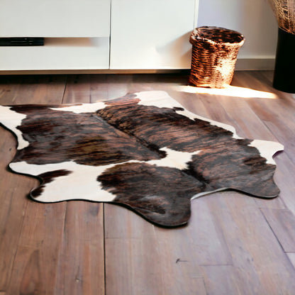 5 x 7 Brown & White Cowhide Hand Knotted Rug