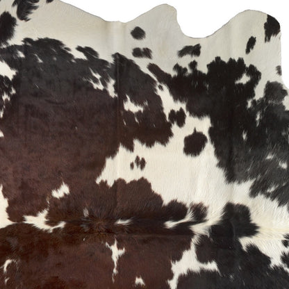 5 x 7 Brown & White Cowhide Hand Knotted Rug
