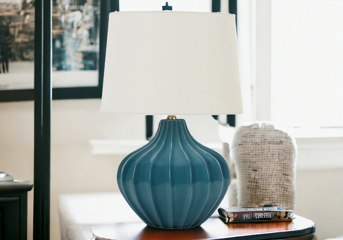 Blue Gourd Table Lamp w/ Shade