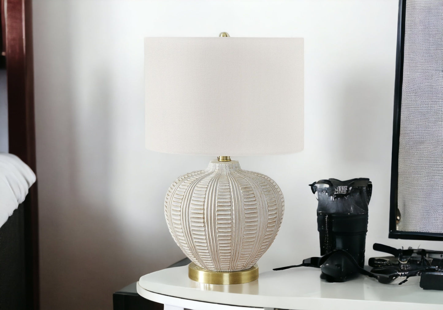 Gold & White Urn Table Lamp w/ Shade