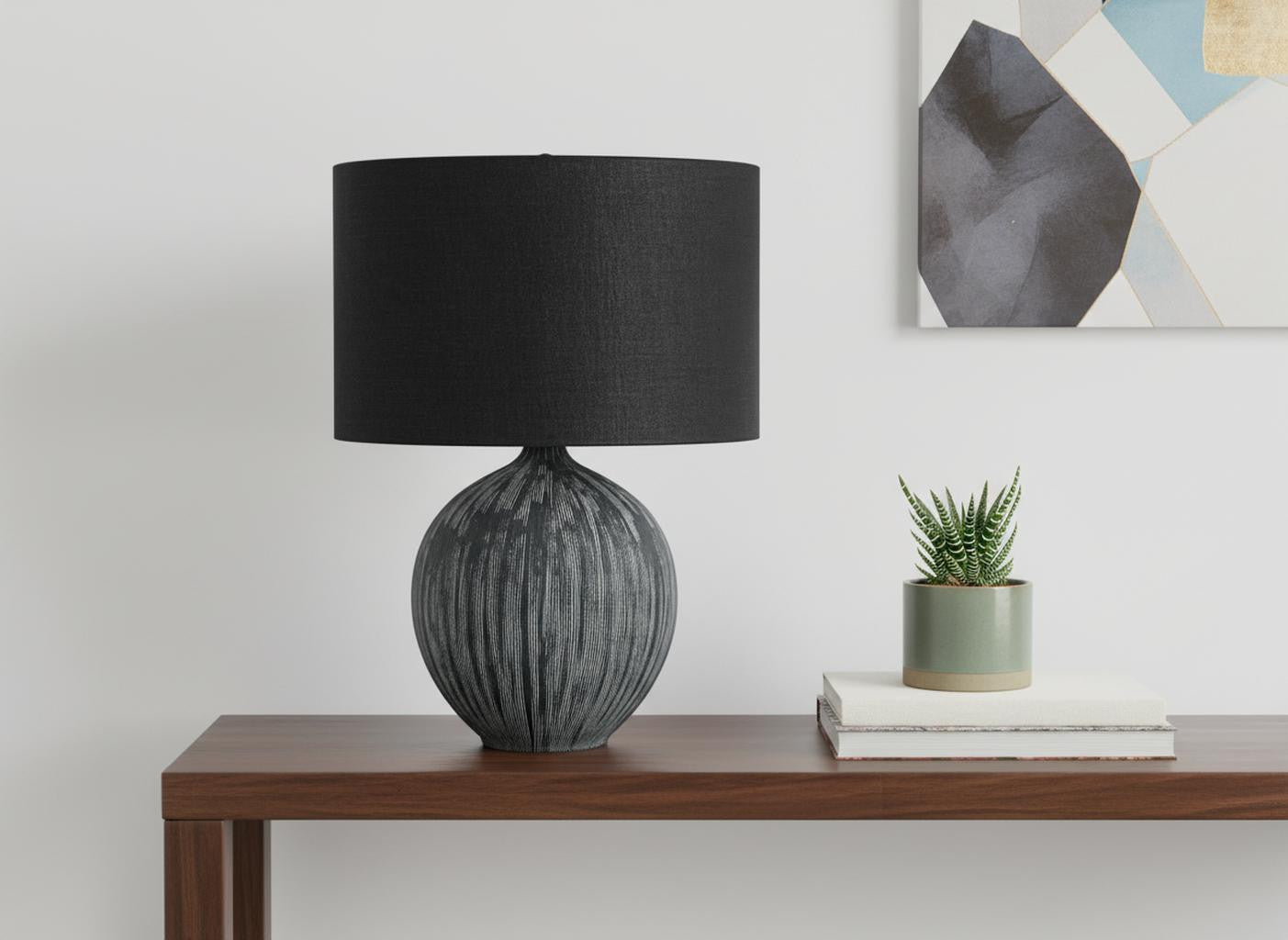 Black Table Lamp w/ Shade