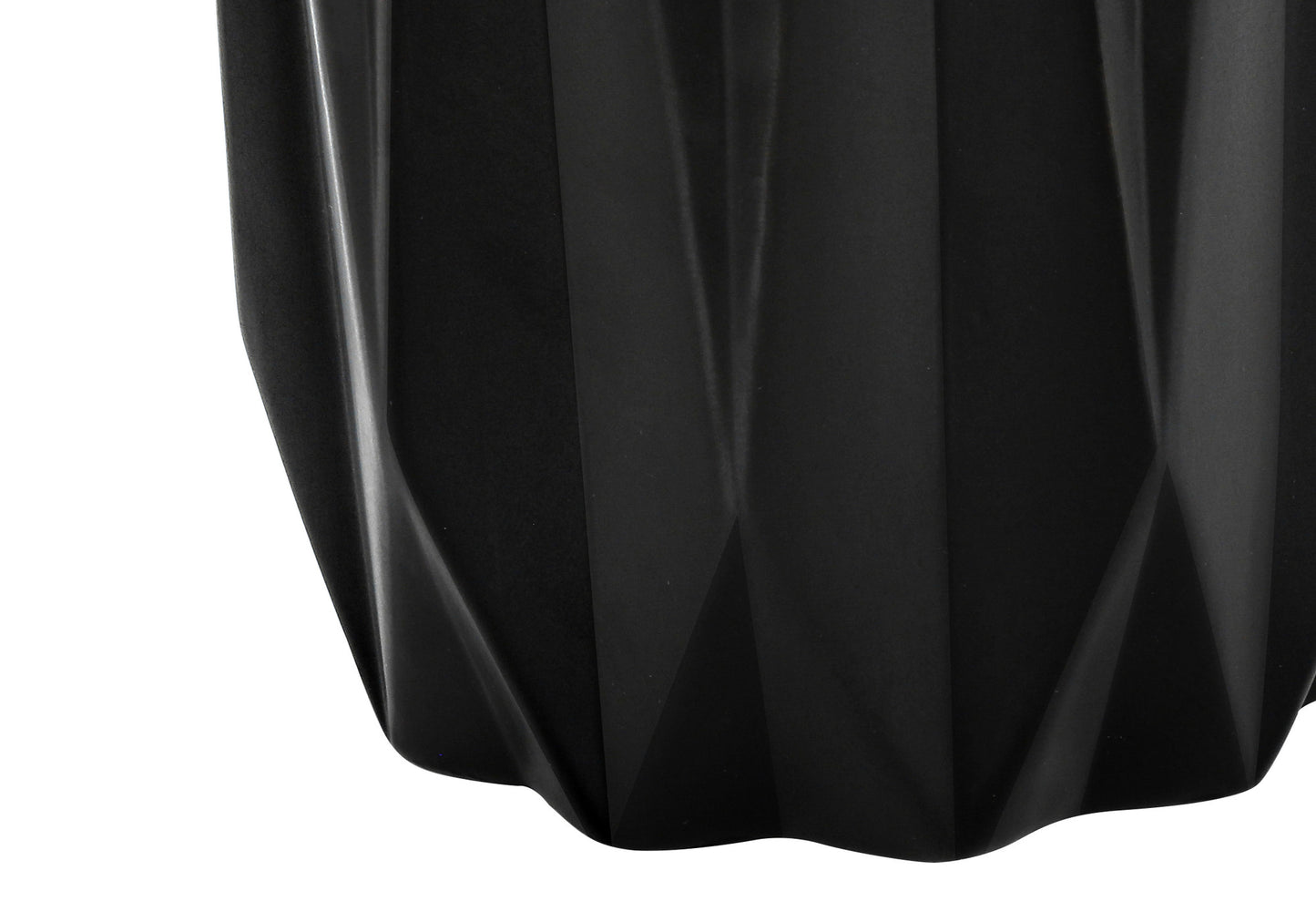 Black Geometric Table Lamp w/ Shade