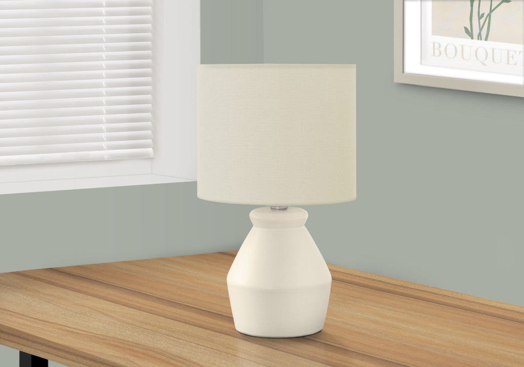Cream Geometric Table Lamp w/ Shade