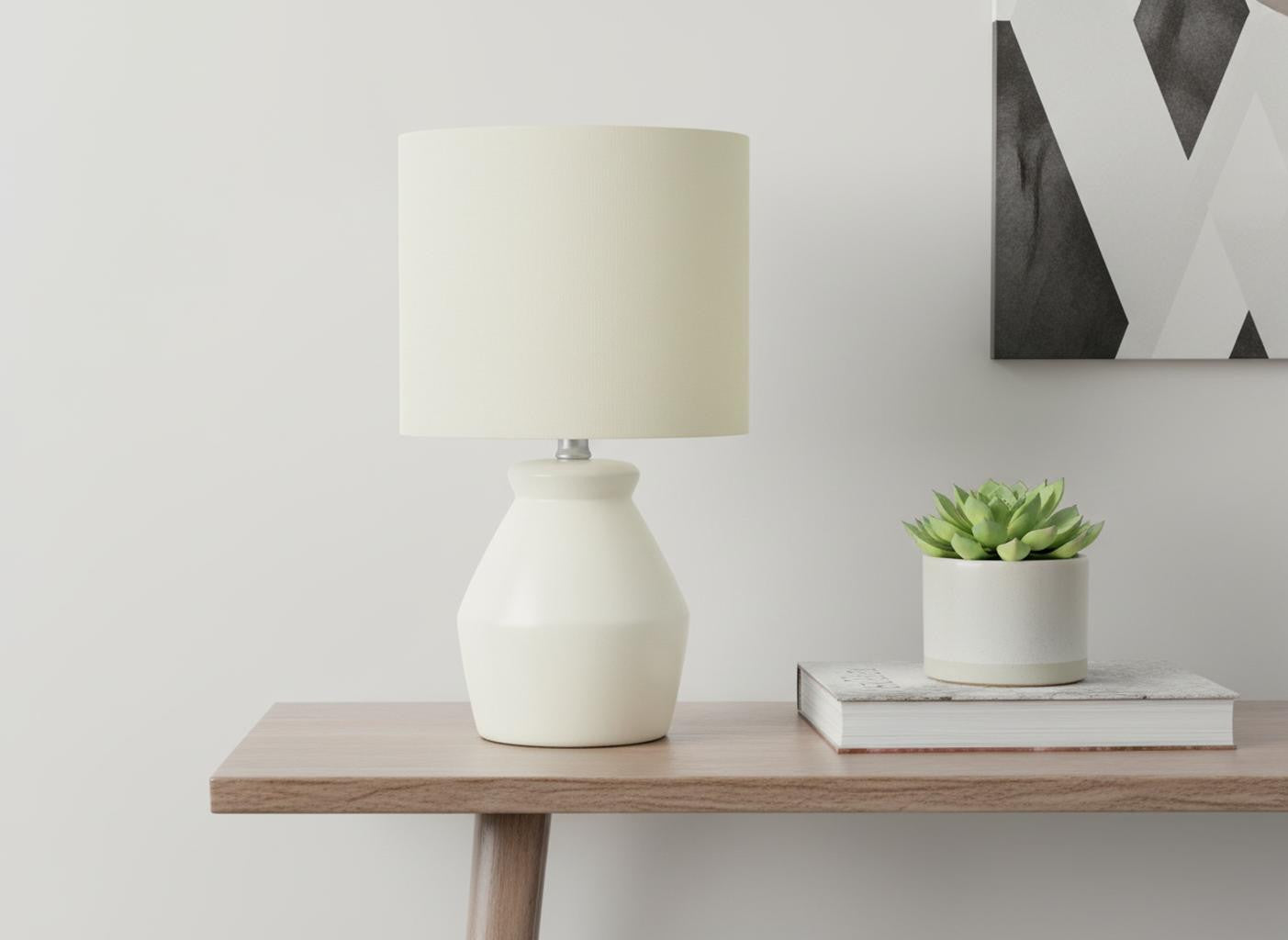 Cream Geometric Table Lamp w/ Shade