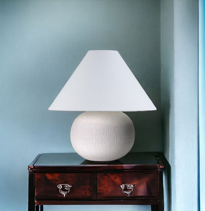 Off White Table Lamp w/ Shade
