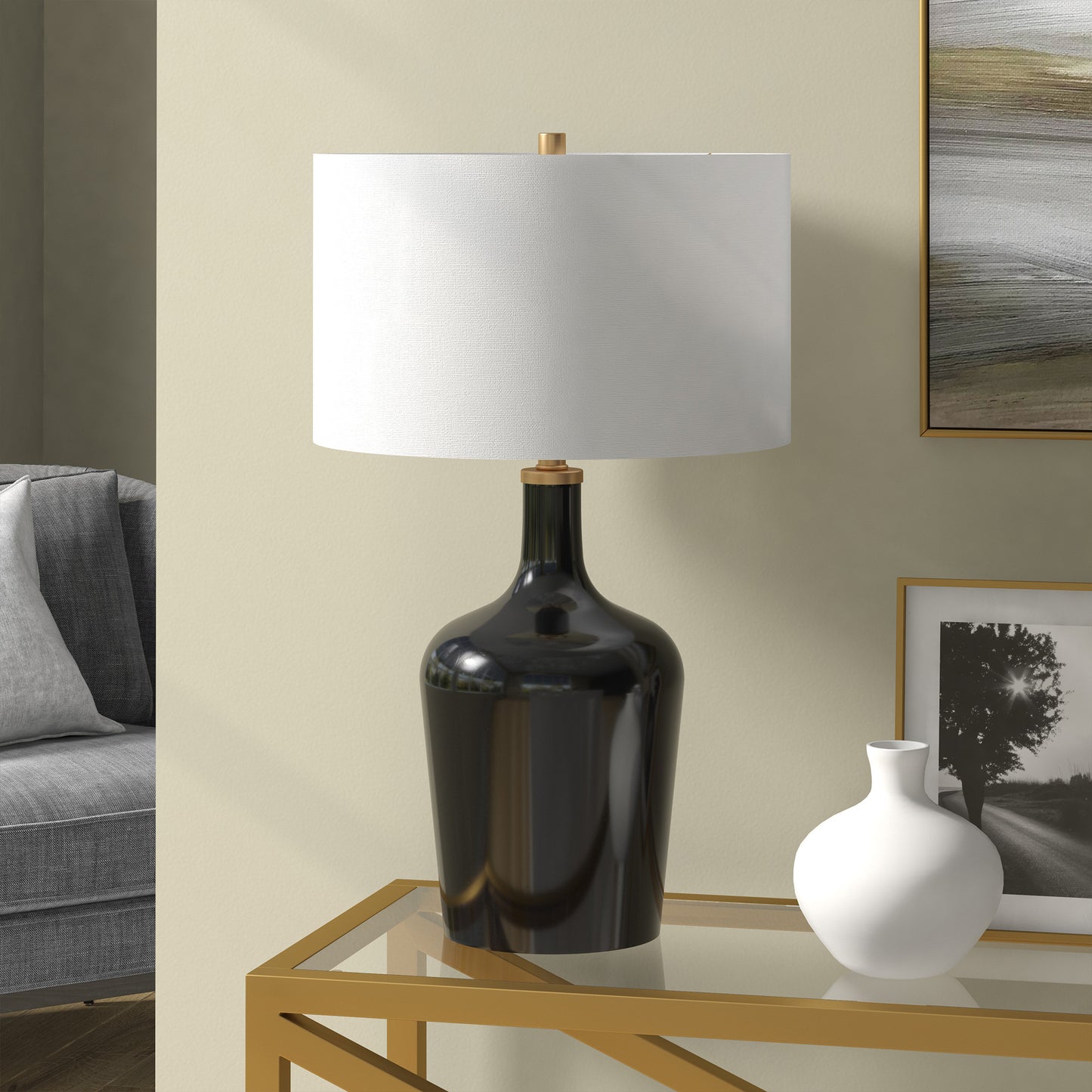 Black Glass Urn Table Lamp w/ Shade