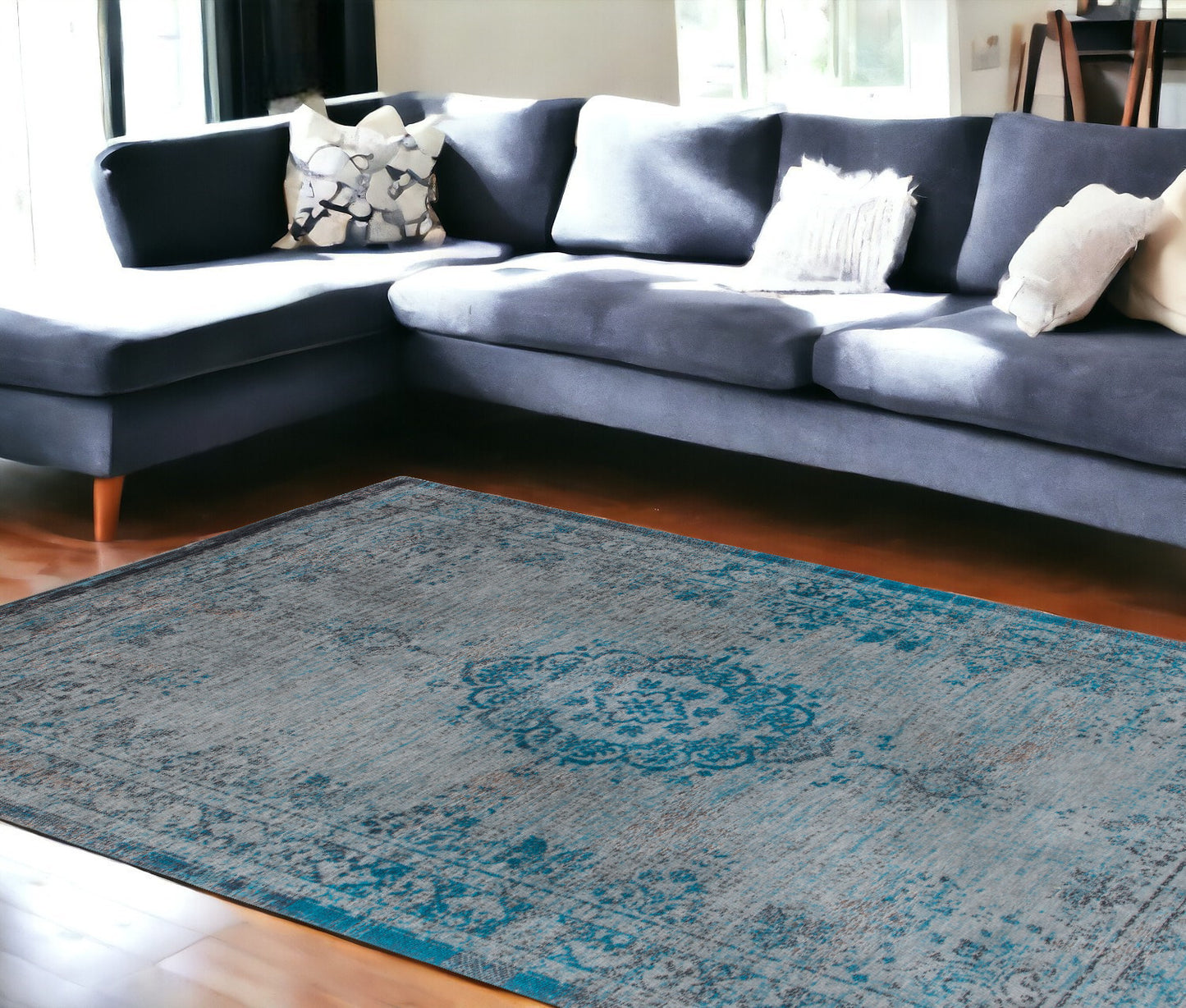 6 x 8 Gray & Green Medallion Non Skid Rug