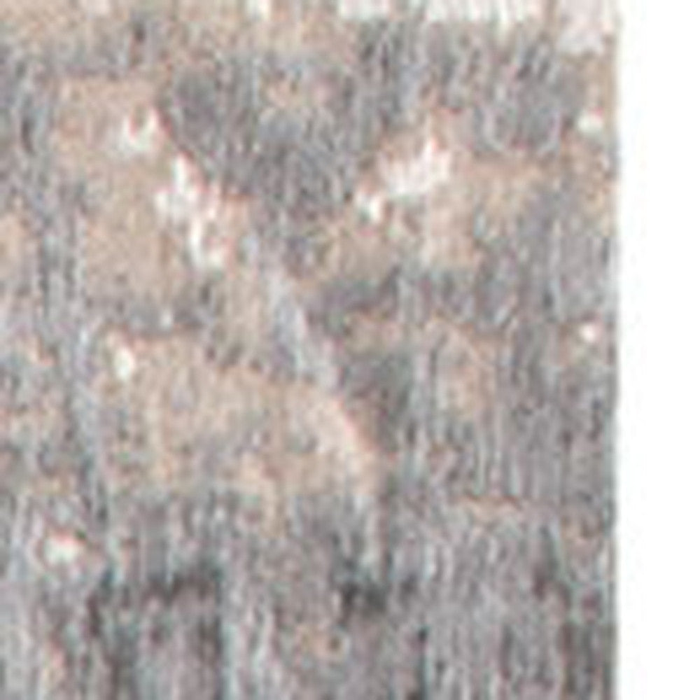 6 x 8 Gray & White Non Skid Rug