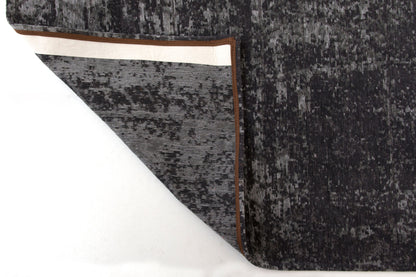 7 x 9 Black & Gray Chevron Non Skid Rug