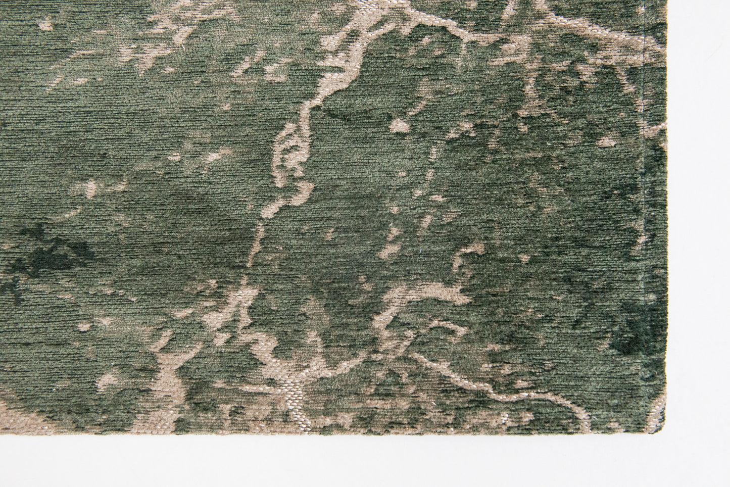 7 x 9 Beige & Green Non Skid Rug