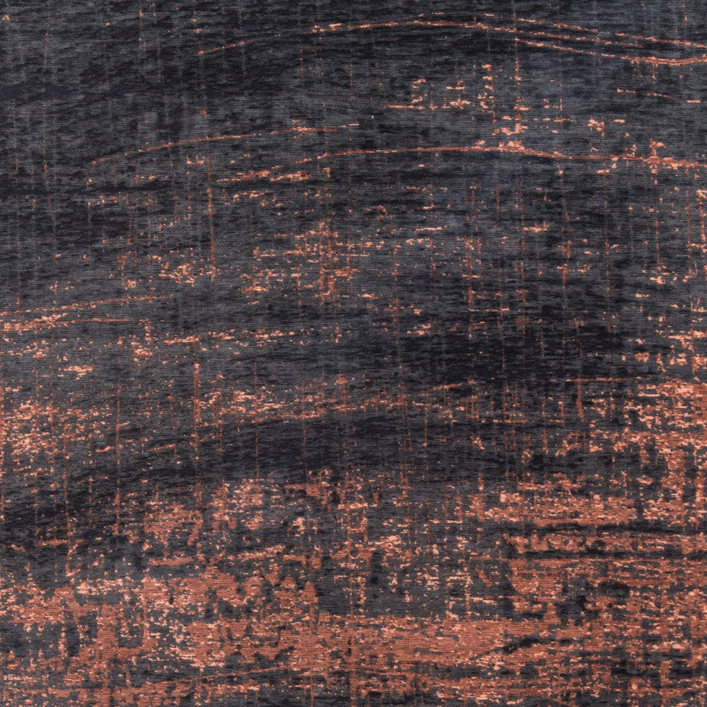 5 x 7 Black & Gold Non Skid Rug