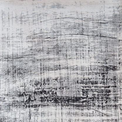 7 x 9 Black & White Non Skid Rug