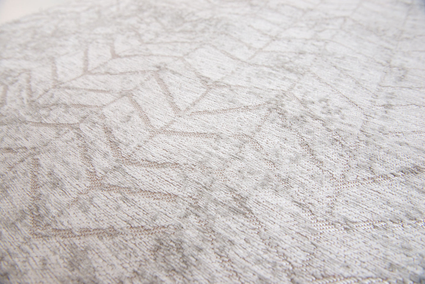 7 x 9 Gray & White Chevron Non Skid Rug