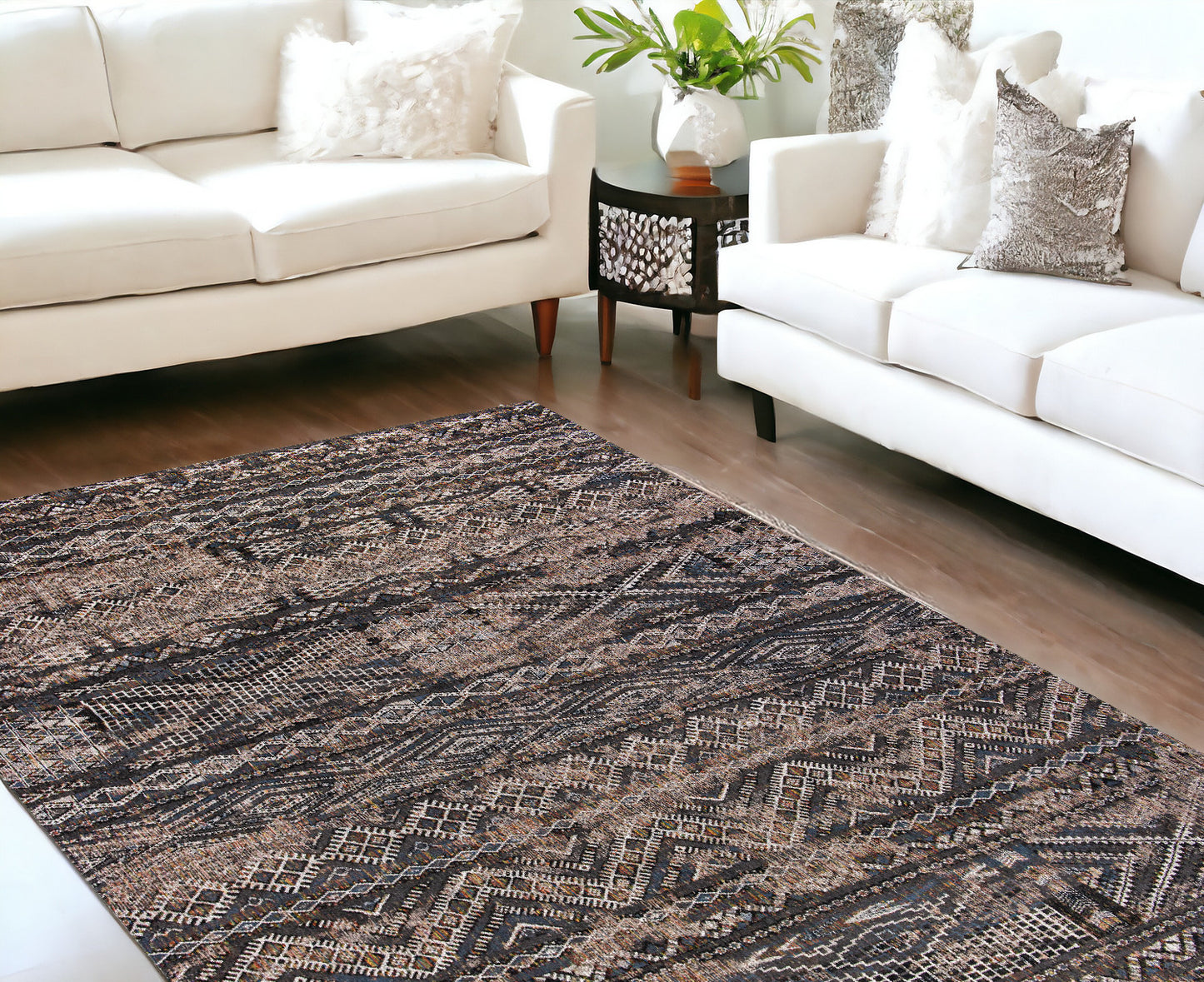 6 x 8 Gray & Beige Oriental Non Skid Rug
