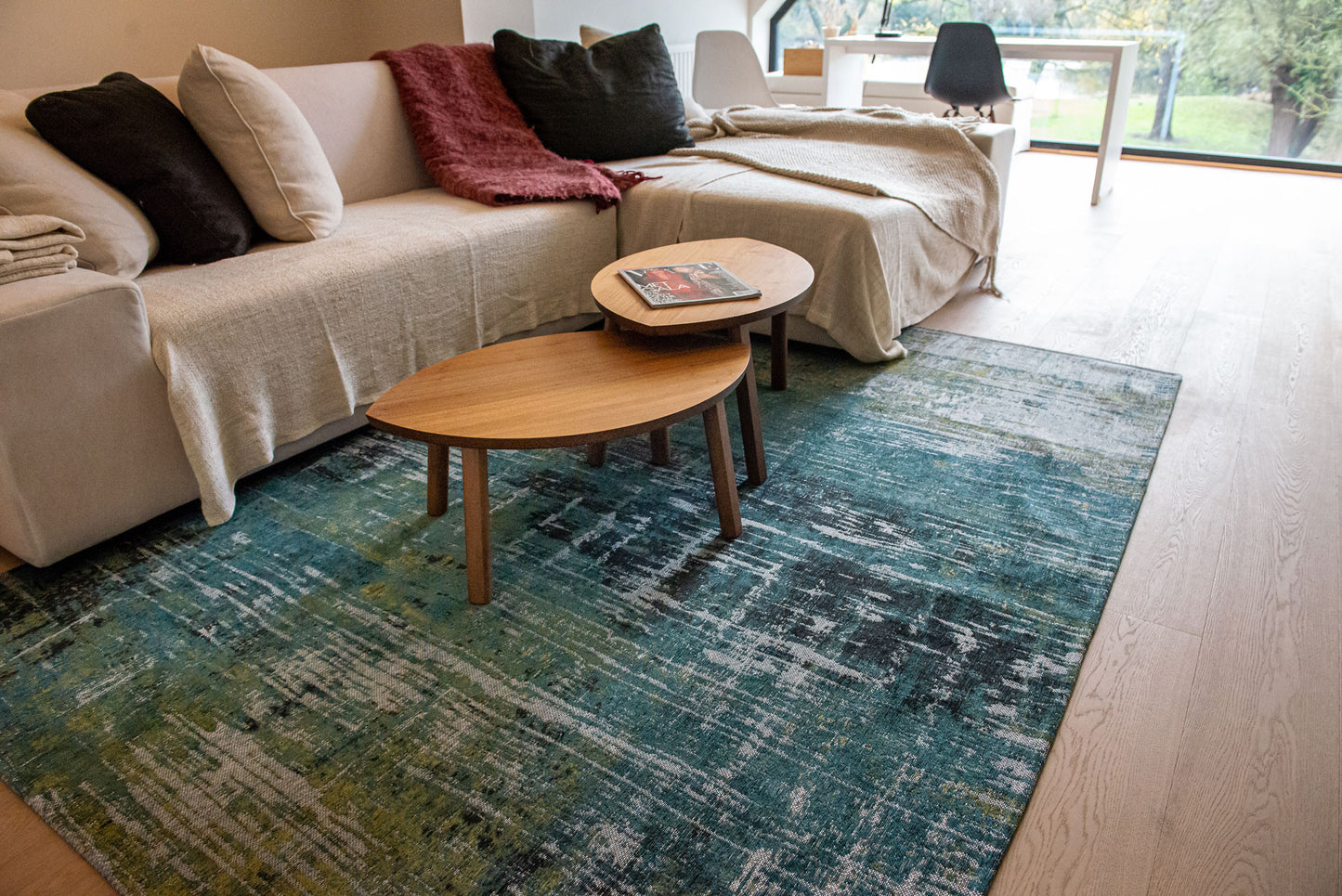 7 x 9 Blue & Green Non Skid Rug