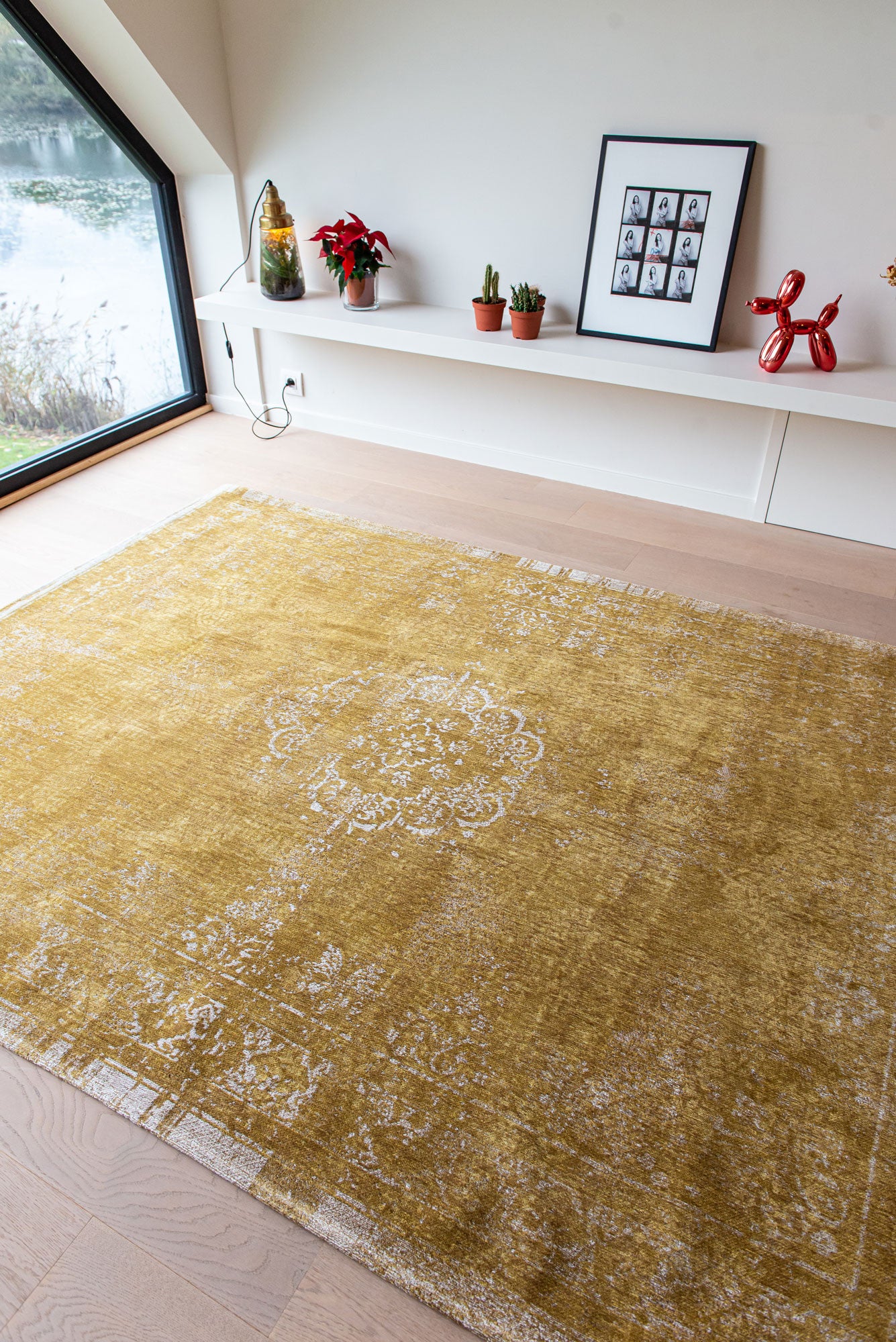 7 x 9 Orange & White Medallion Non Skid Rug