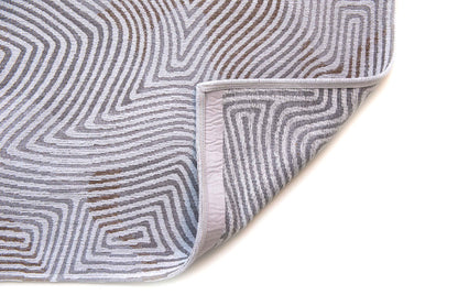 5 x 7 White Non Skid Rug