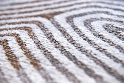 5 x 7 White Non Skid Rug