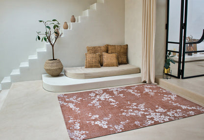 5 x 7 Red & White Oriental Non Skid Rug