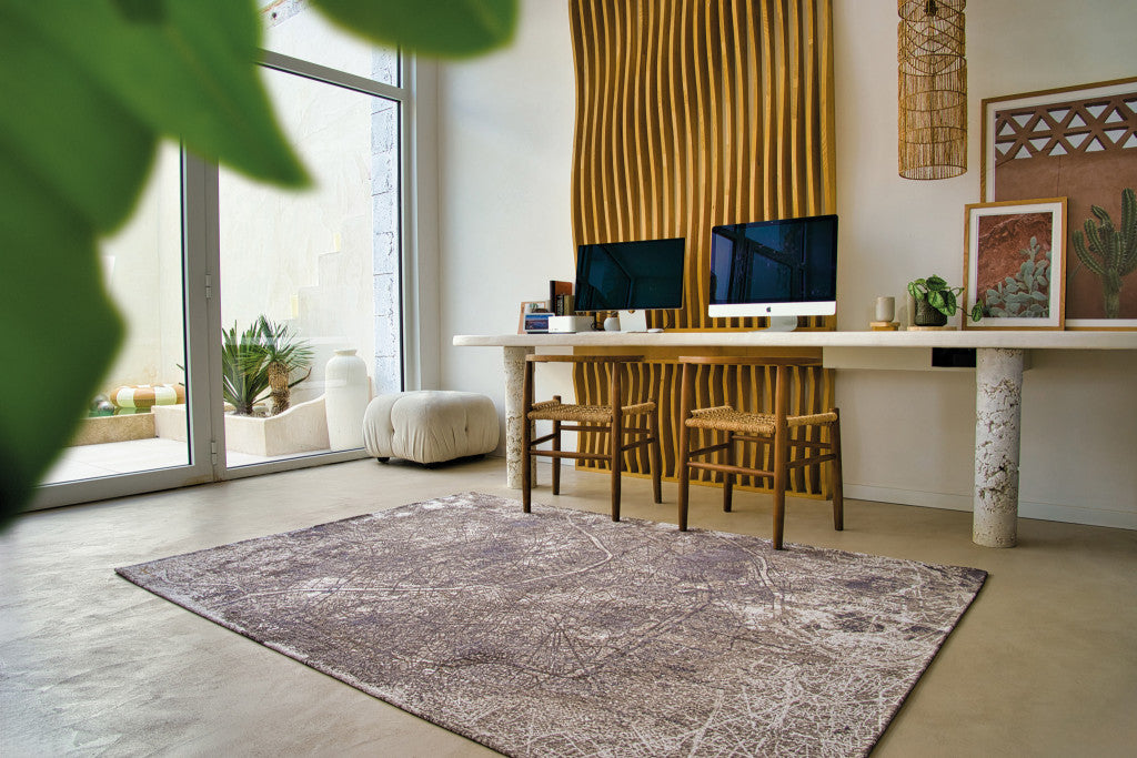 7 x 9 Gray & White Non Skid Rug
