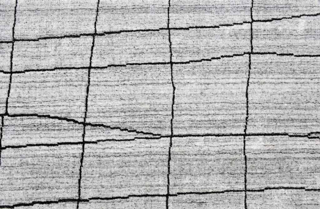 8 x 10 Gray & Black Wool Geometric Hand Loomed Rug