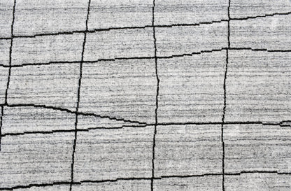 8 x 10 Gray & Black Wool Geometric Hand Loomed Rug