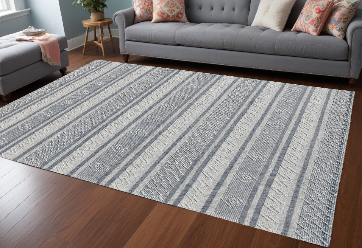 8 x 10 Light Gray & Dark Gray Geometric Hand Loomed Rug
