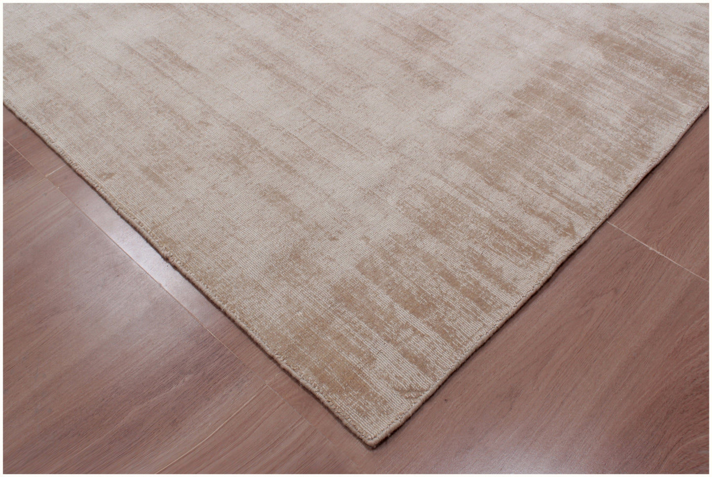 8 x 10 Champagne Hand Loomed Rug