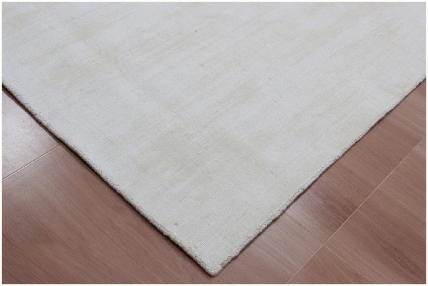 9 x 12 Ivory Hand Loomed Rug