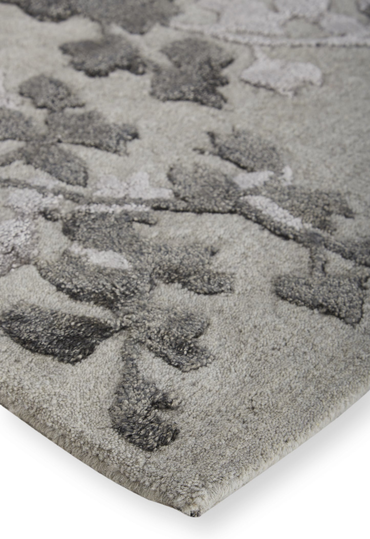 8 x 10 Gray & Silver Floral Hand Tufted Rug