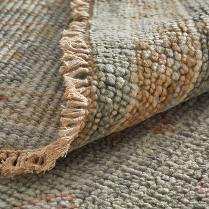 4 x 6 Gray & Gold Wool Oriental Hand Knotted Rug With Fringe
