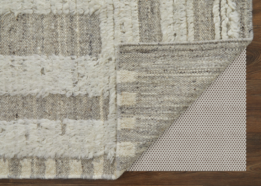 4 x 6 Gray & Ivory Wool Geometric Hand Woven Rug