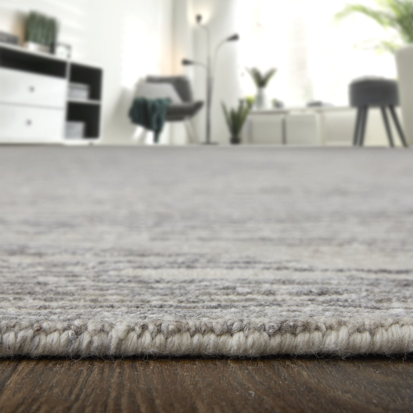 8 x 10 Ivory & Gray Hand Knotted Rug