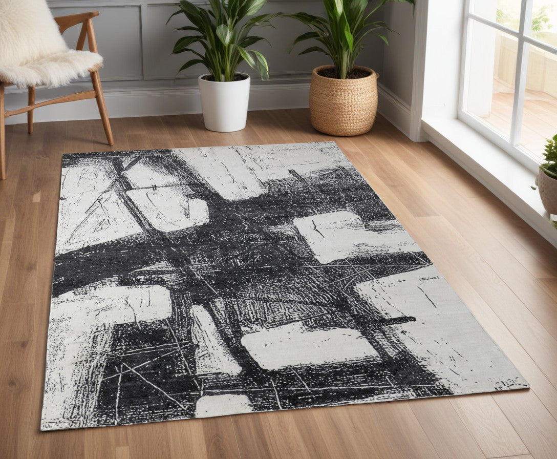 4 x 6 Black & Gray Hand Woven Rug