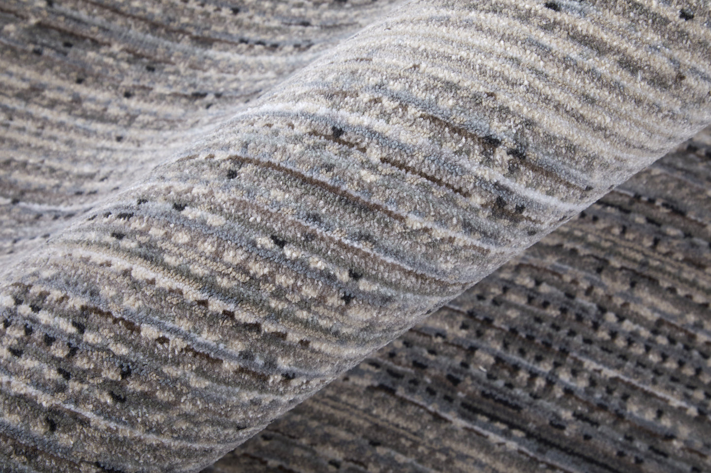 8 x 10 Gray & Ivory Power Loom Rug