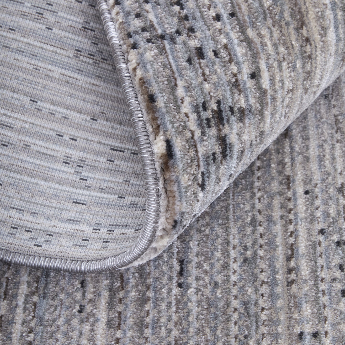 8 x 10 Gray & Ivory Power Loom Rug