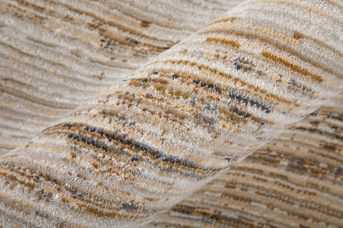 8 x 10 Ivory & Tan Power Loom Rug