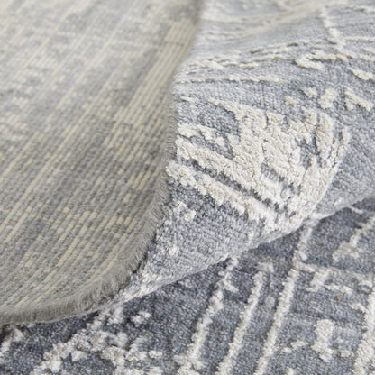 4 x 6 Gray & Silver Hand Woven Rug