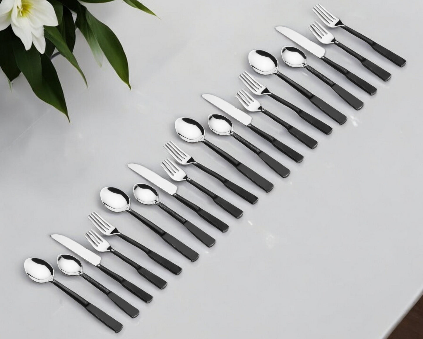 Matte Black Stainless Steel 20-Piece Hand Forged Flatware Set