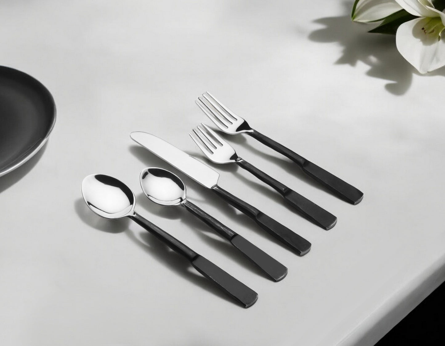 Matte Black Stainless Steel 20-Piece Hand Forged Flatware Set