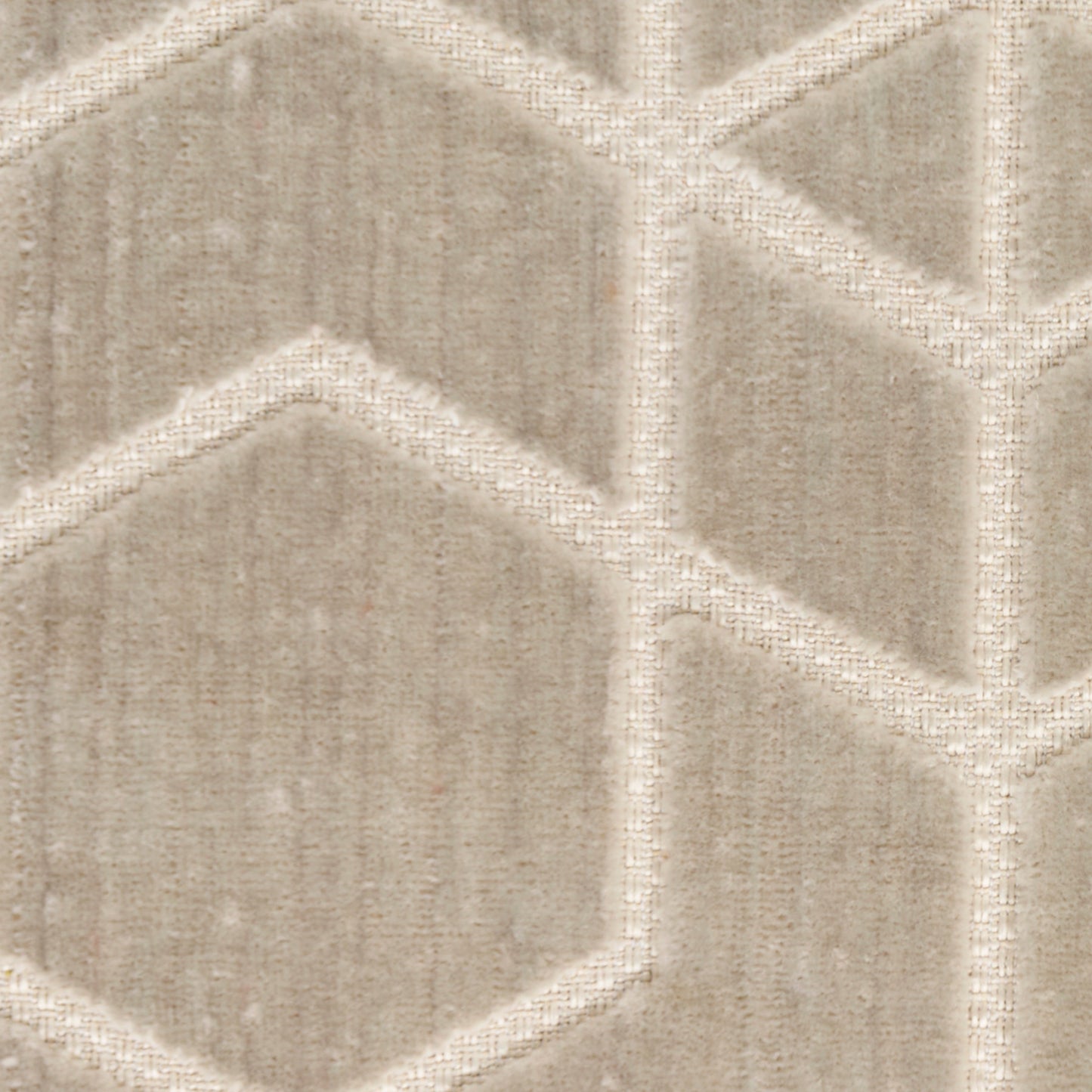 Nourison Charm Silver & Ivory Pet Friendly Machine Washable Rug - Swatch