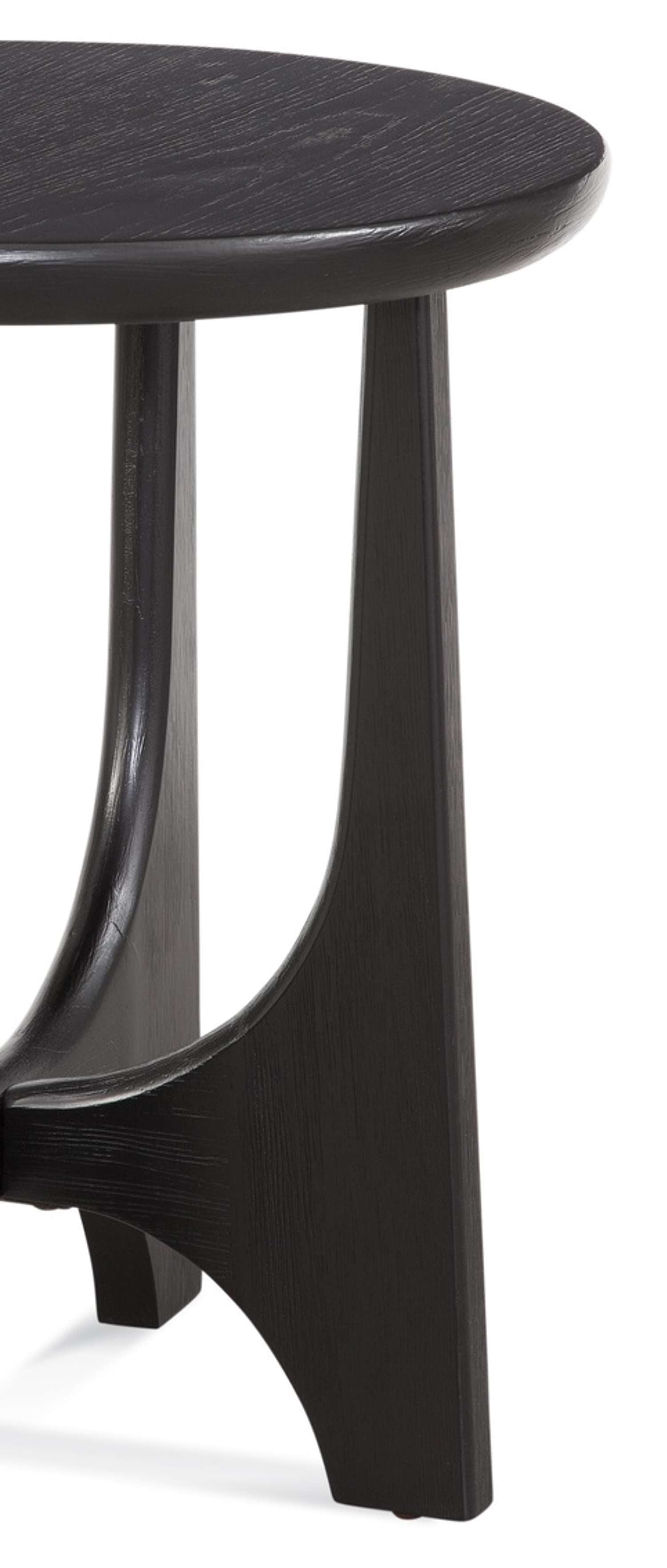 Dunnigan Round End Table - Detail
