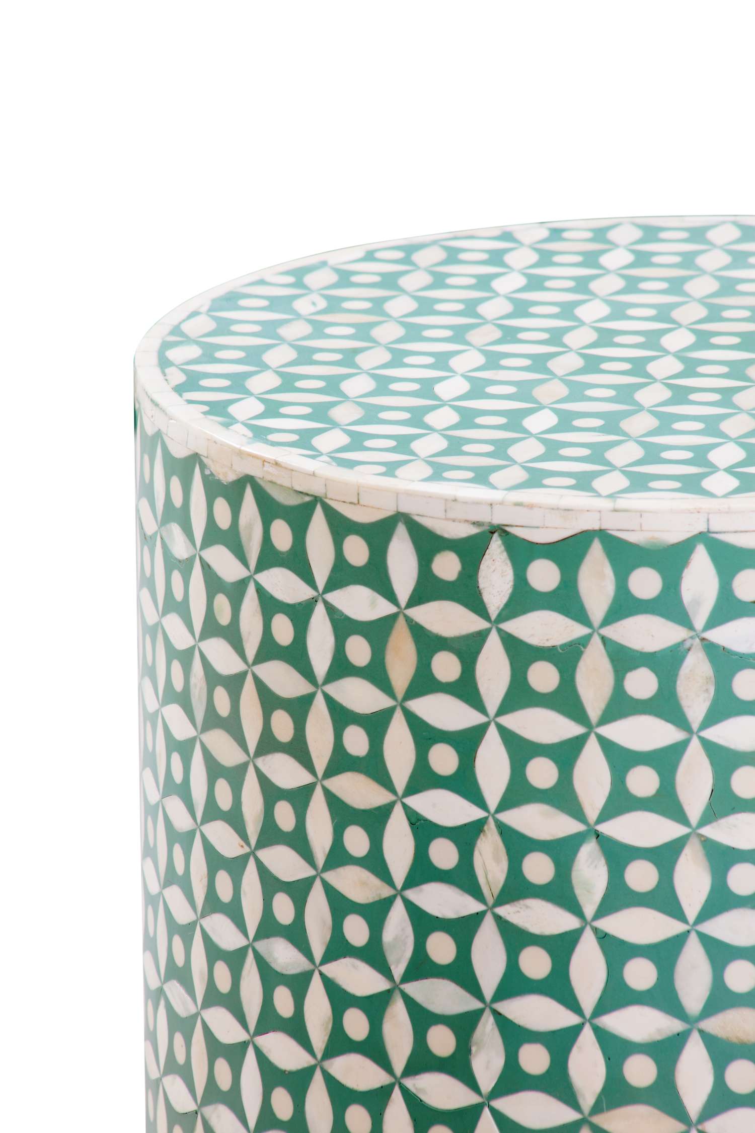 Finch Accent Table - Detail